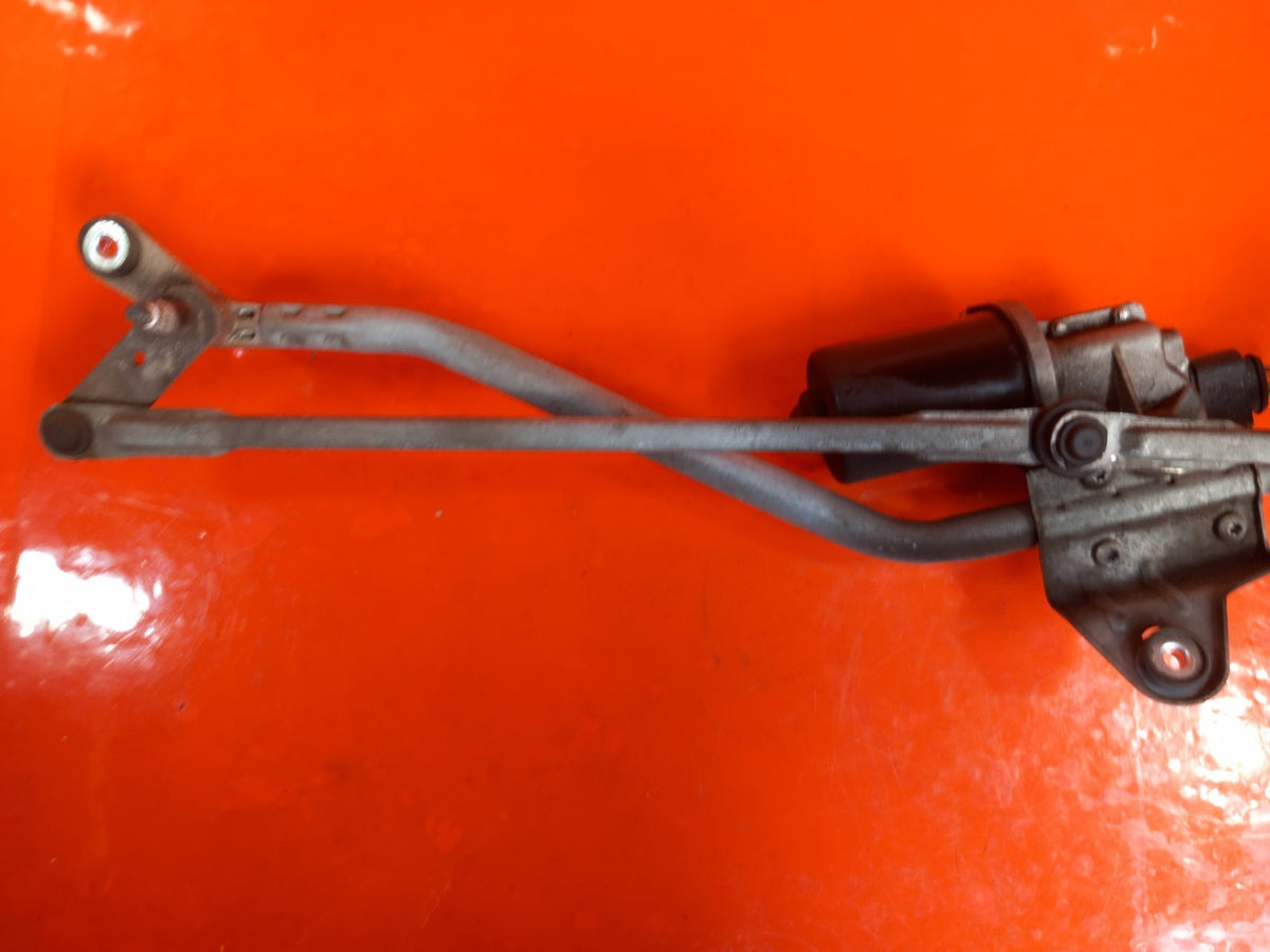 VW Transporter T30 2.0 Diesel 2021 Front Wiper Motor and Linkage 7E2955023C A410 - Image 5