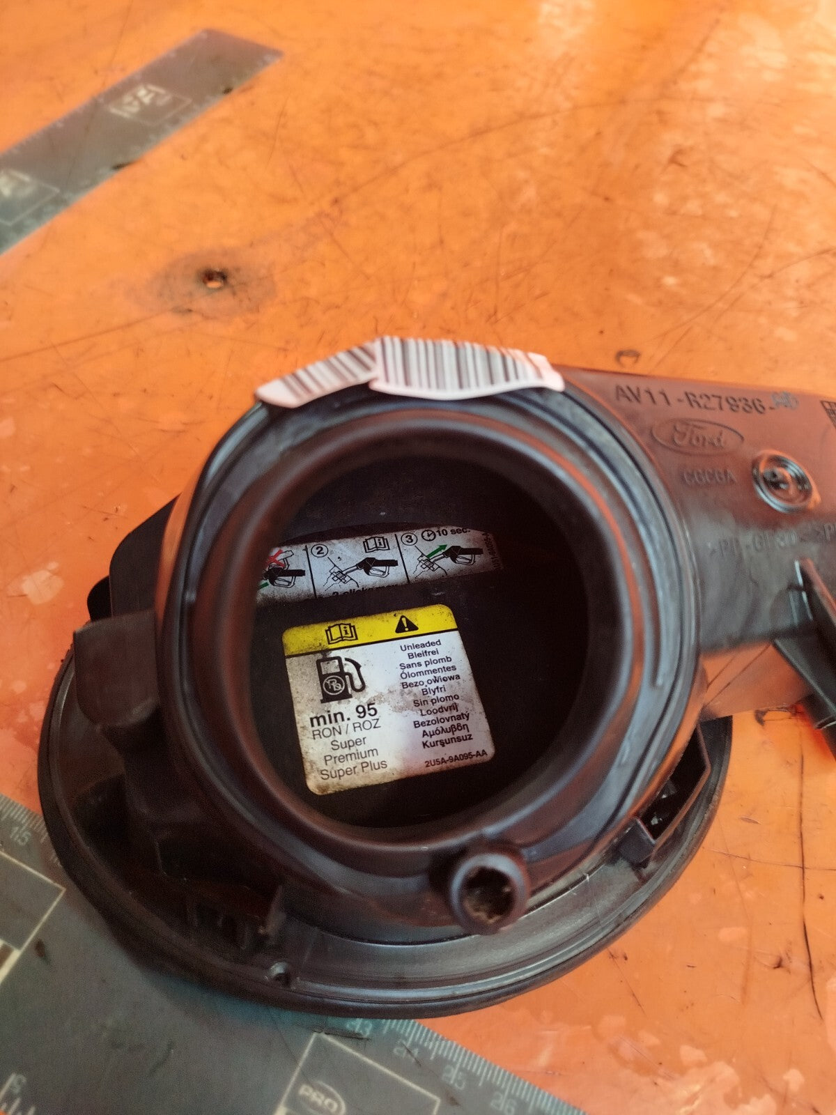✅FORD B-MAX TITANIUM 1.0 PETROL 2014 FUEL FILLER FLAP BLUE AV11R27936 Warranty - Image 6