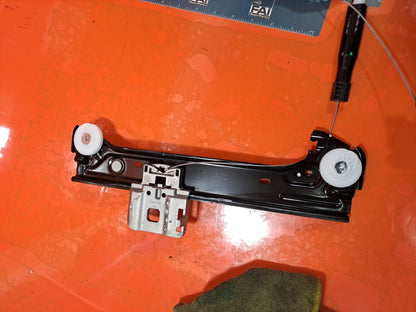 2024 TESLA MODEL 3 LONG REAR LEFT DOOR WINDOW REGULATOR 1773981-00-G A207 - Image 3