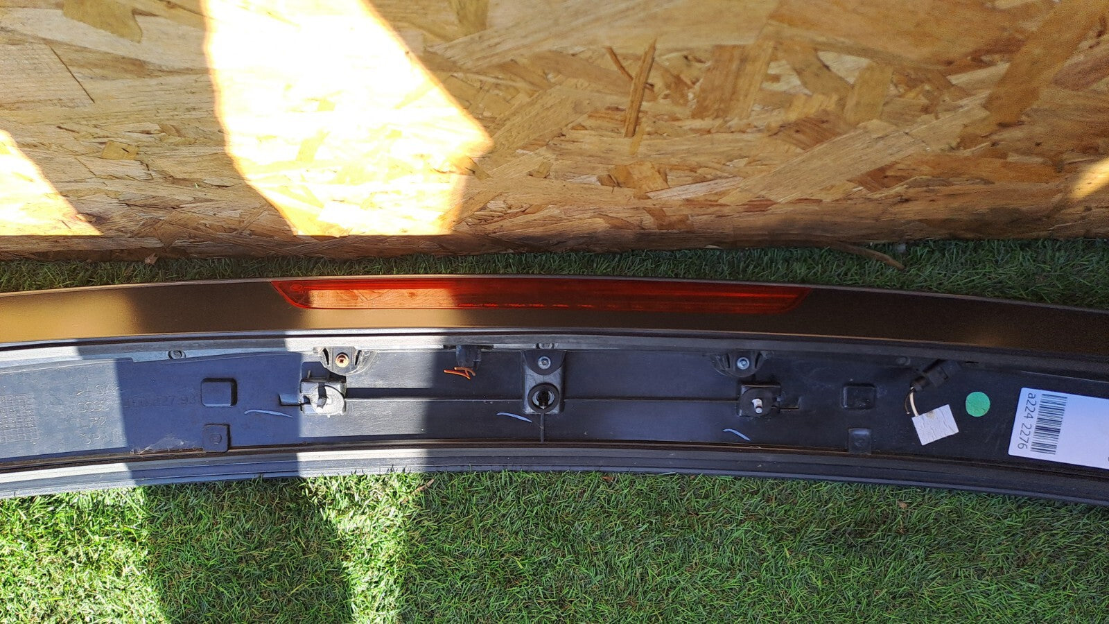 AUDI Q7 S-LINE 3.0 DIESEL 2010 REAR TAILGATE BOOTLID SPOILER BRAKE STOP LIGHT - Image 11