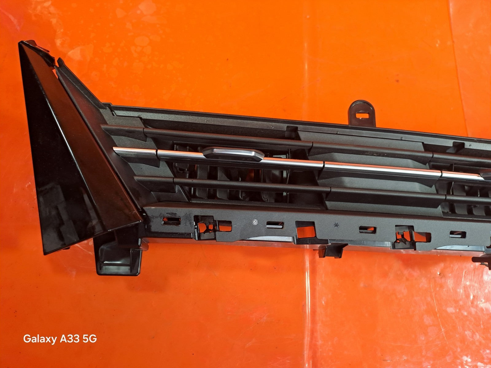 ✅AUDI Q4 E-TRON 2023 DASHBOARD CENTER AIR VENT 89C820951A Warranty A206 - Image 6