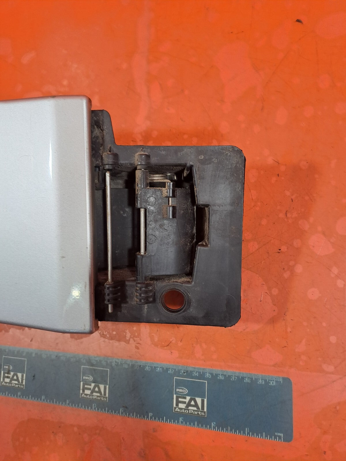 ✅Renault Trafic III 2016 1.6 Diesel FUEL FILLER FLAP COVER 93457385 93457834 - Image 2