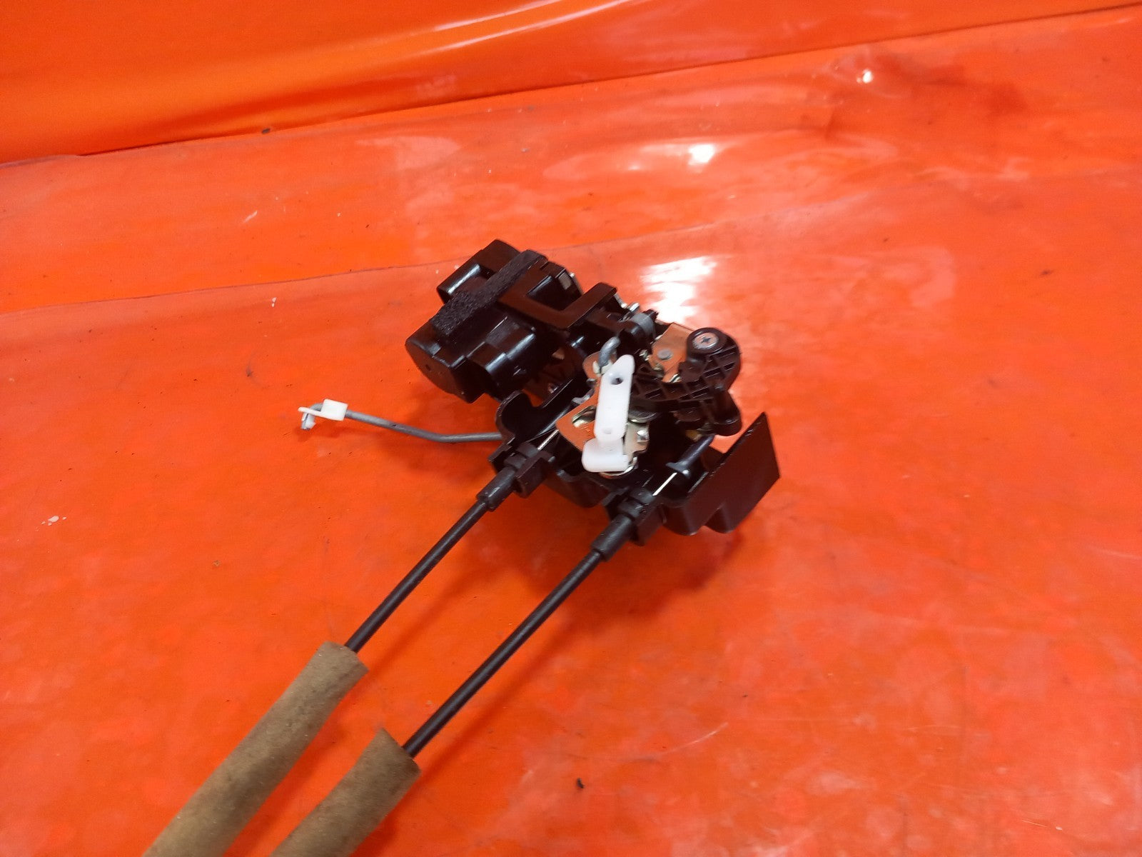 2018 Ssangyong Korando ELX 4X4 Door Lock Mech Front Right A081876 Warranty A329 - Image 5