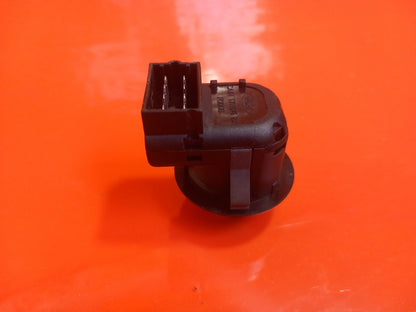 ebay-src:https://i.ebayimg.com/00/s/mtiwmfgxnjaw/z/gi4aaeswxzrqlbei/$_57.jpg
