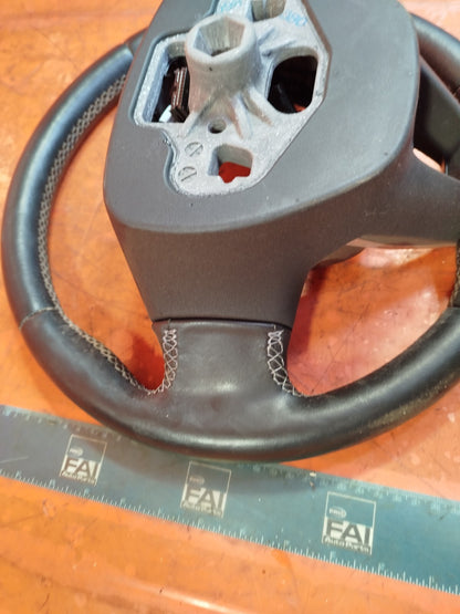 ebay-src:https://i.ebayimg.com/00/s/mtywmfgxmjaw/z/l30aaoswfpjouhag/$_57.jpg