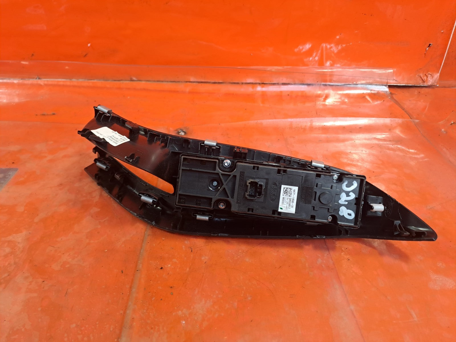 ebay-src:https://i.ebayimg.com/00/s/mtiwmfgxnjaw/z/bz8aaeswhj1pqduv/$_57.jpg