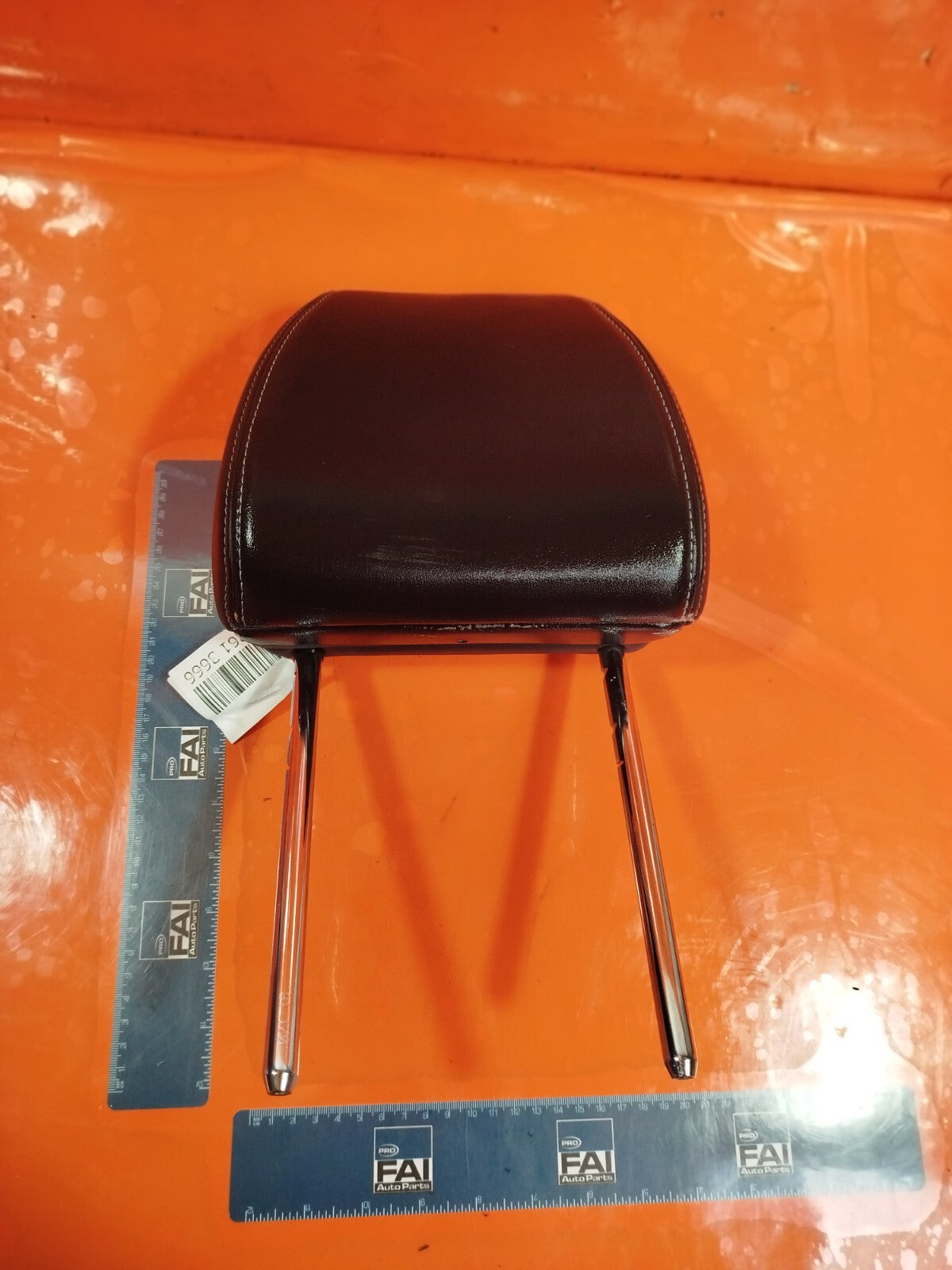 ✅2018 FORD FIESTA MK8 VIGNALE 1.0P FRONT RIGHT LEATHER HEADREST + WARRANTY - Image 1