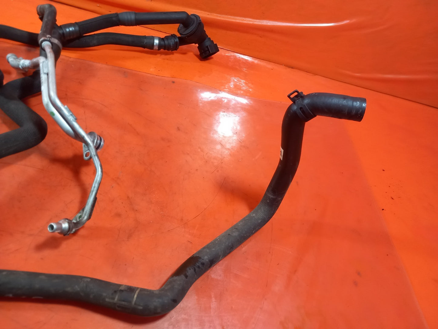 2021 BMW 1 Series F40 Coolant Pipes 8584835 Warranty A365 - Image 12
