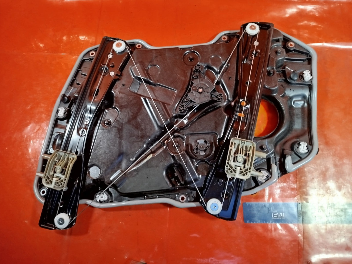 ebay-src:https://i.ebayimg.com/00/s/mtiwmfgxnjaw/z/pacaaeswrpbpxniy/$_57.jpg