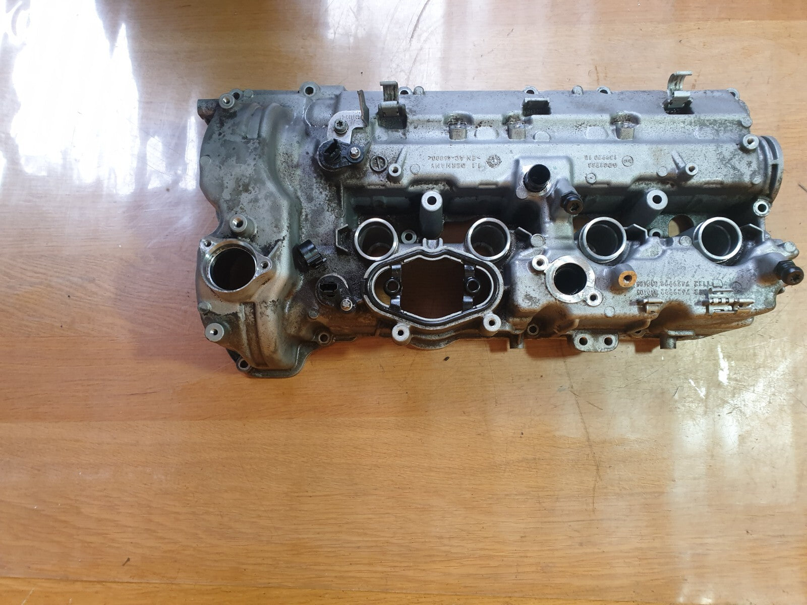 ✅2014 BMW 5 SERIES F11 4.4P ENGINE ROCKER VALVE COVER RIGHT SIDE + WARRANTY A153 - Image 9