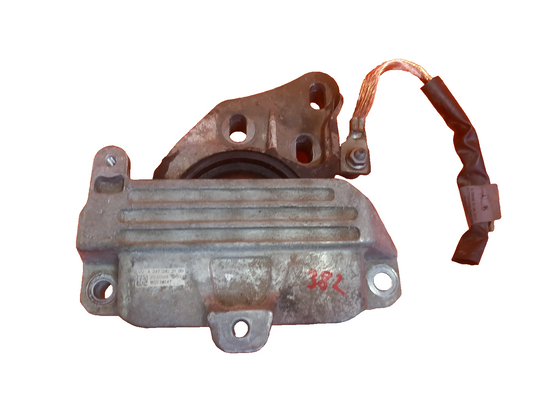 Mercedes W177 A180 Sport 1.5 Diesel 2019 Left Side Engine Mount A2472402100 A382 - Image 1