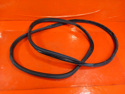 Ford Transit Custom 2.0 Diesel 2024 Front Left Door Seal Rubber Warranty A406 - Image 2