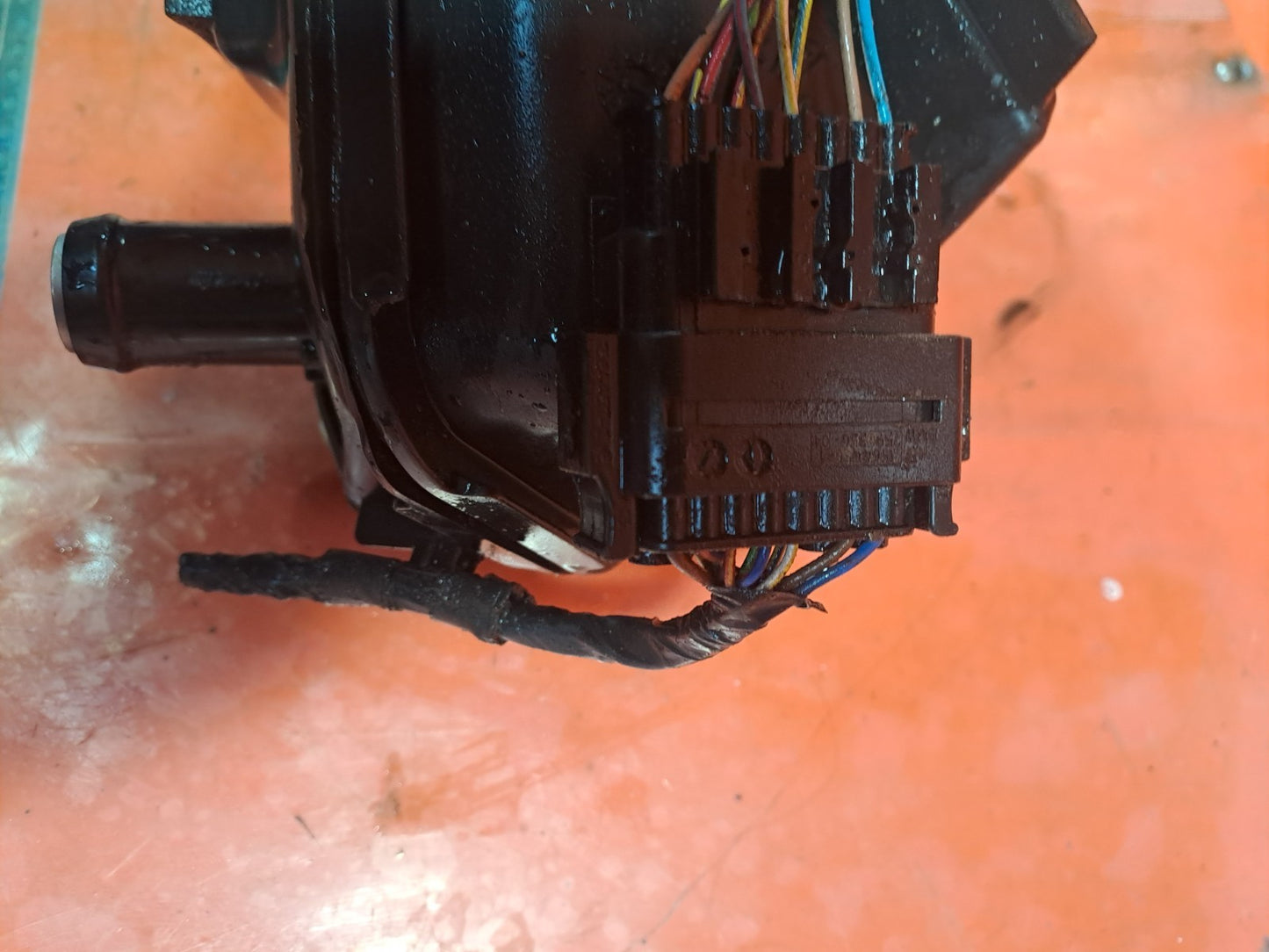 ebay-src:https://i.ebayimg.com/00/s/mtiwmfgxnjaw/z/n7kaaeswiinpfogd/$_57.jpg