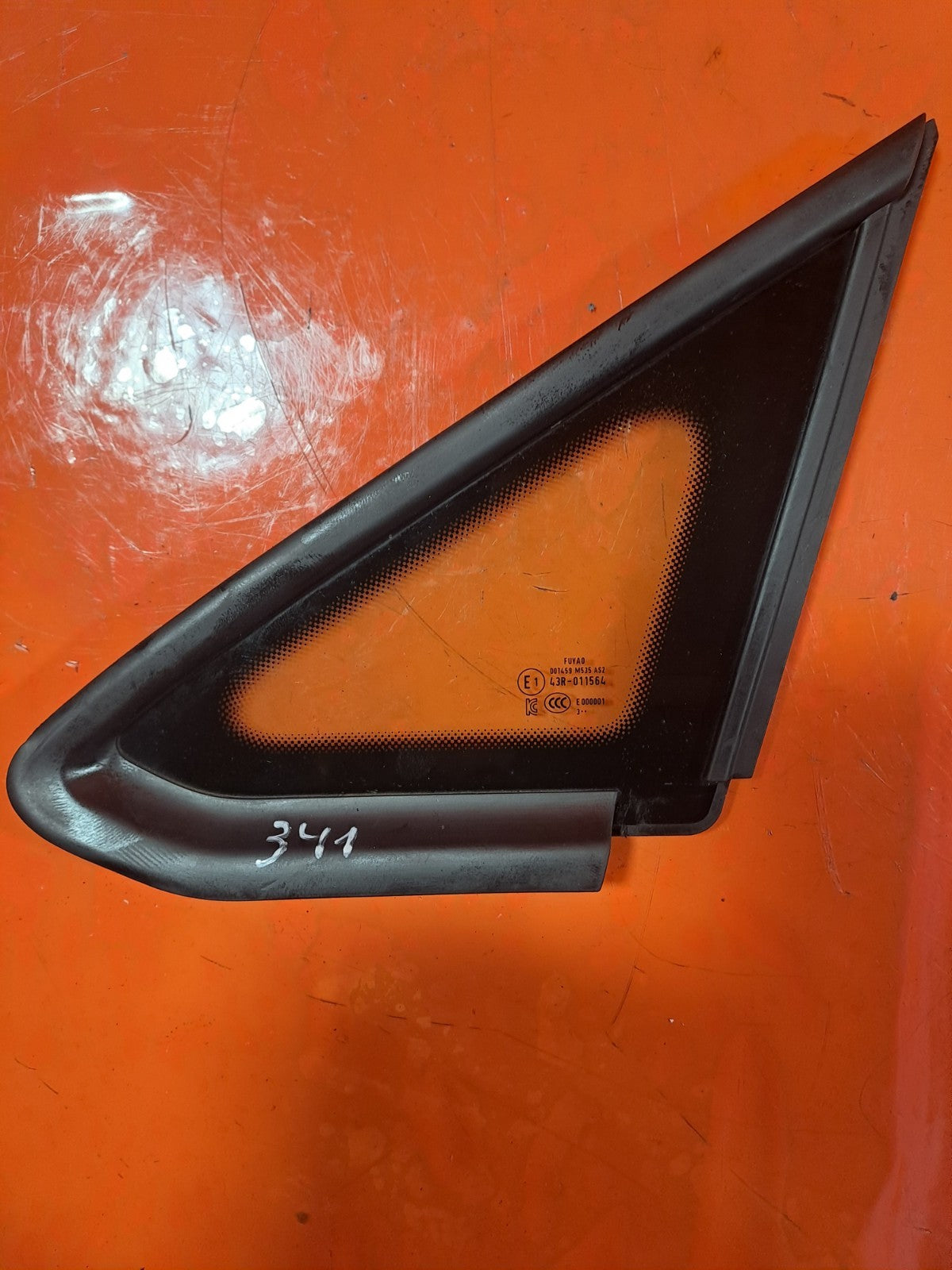 ebay-src:https://i.ebayimg.com/00/s/mtywmfgxmjaw/z/jyoaaeswbk1phmub/$_57.jpg