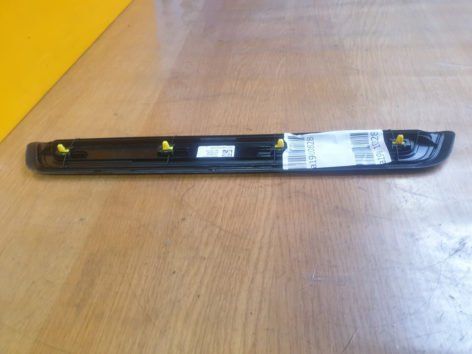 ✅2023 BMW I4 G26 E-DRIVE 40 M SPORT FRONT DOOR SILL COVER TRIM 8079739 A190 - Image 3