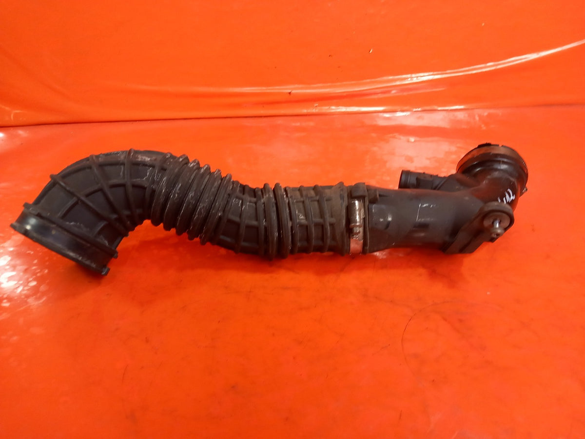 VW Transporter T6.1 T30 2.0 Diesel 2019-2023 Air Intake Pipe 7E0129615 A412 - Image 8