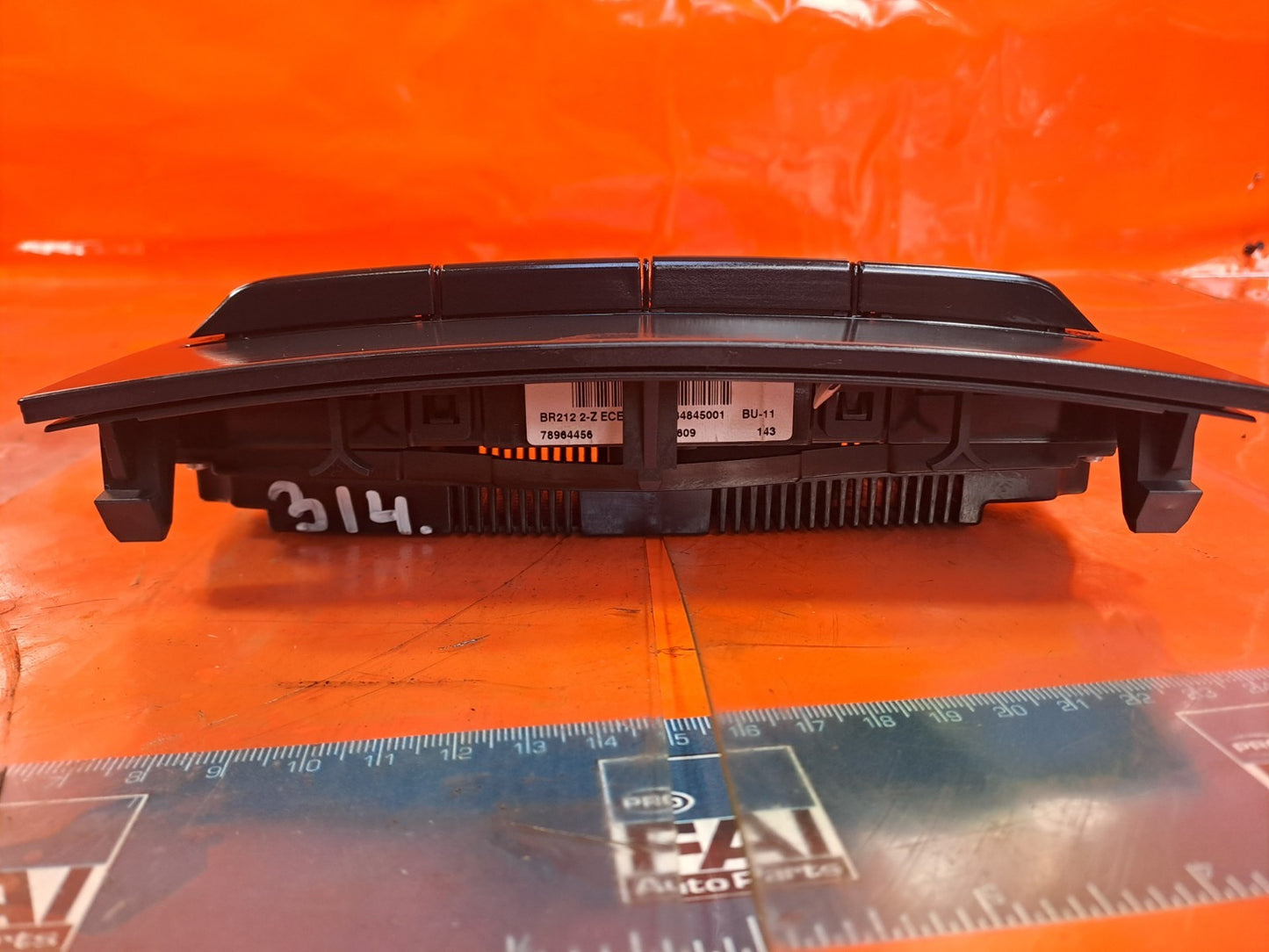 ebay-src:https://i.ebayimg.com/00/s/mtiwmfgxnjaw/z/dpeaaeswfl5ph0qb/$_57.jpg