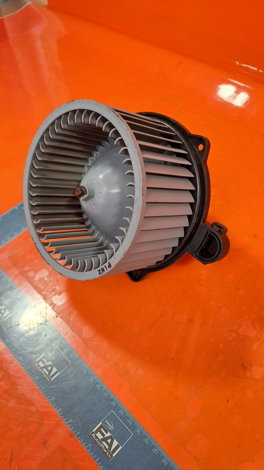 ebay-src:https://i.ebayimg.com/00/s/mtywmfg5mda=/z/eo8aaoswcjjnbotv/$_57.jpg