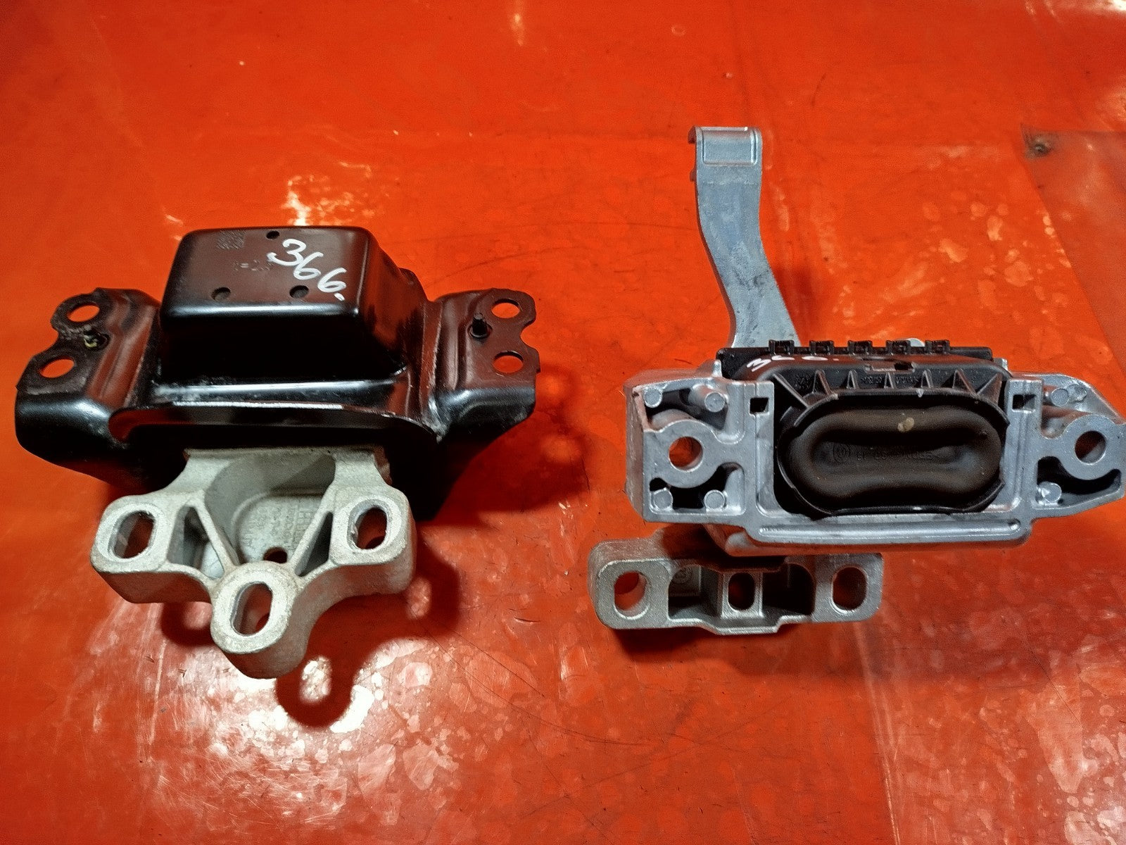 ✅2024 FORD TOURNEO CONNECT ENGINE MOUNT PAIR LEFT & RIGHT 5QA199555C 5WA199262H - Image 10