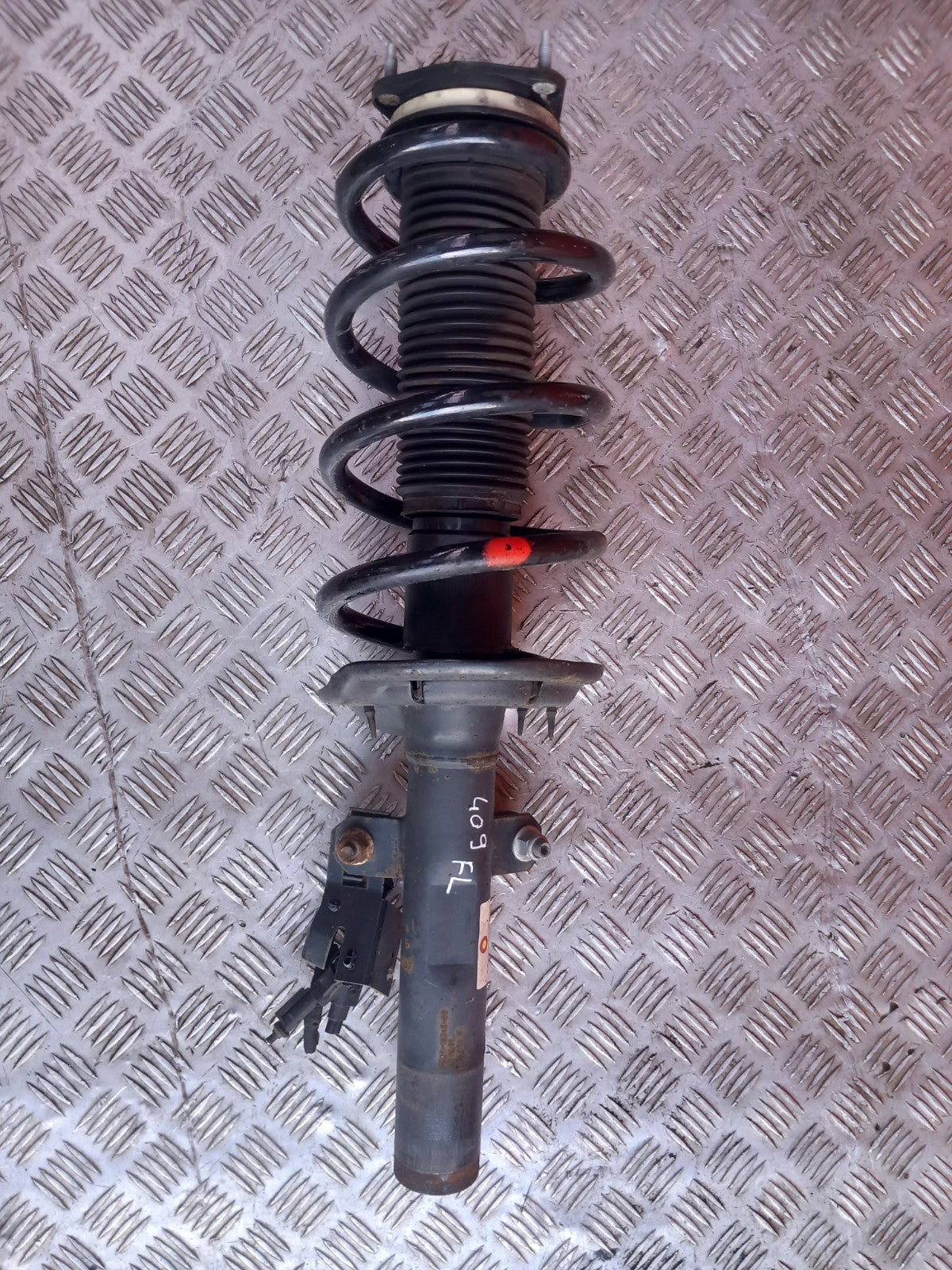 ebay-src:https://i.ebayimg.com/00/s/mtywmfgxmjaw/z/y9kaaeswadbqxf-w/$_57.jpg