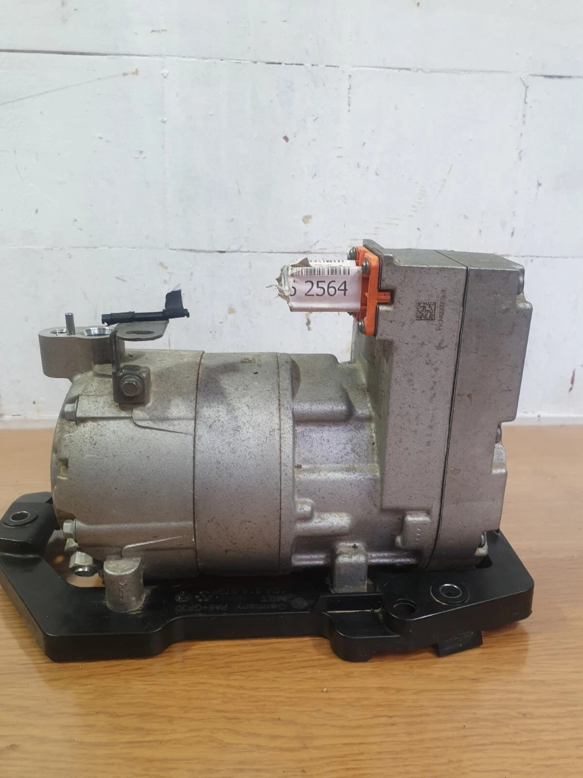 ebay-src:https://i.ebayimg.com/00/s/mtywmfgxmjaw/z/mwyaaeswgffqkovk/$_57.jpg