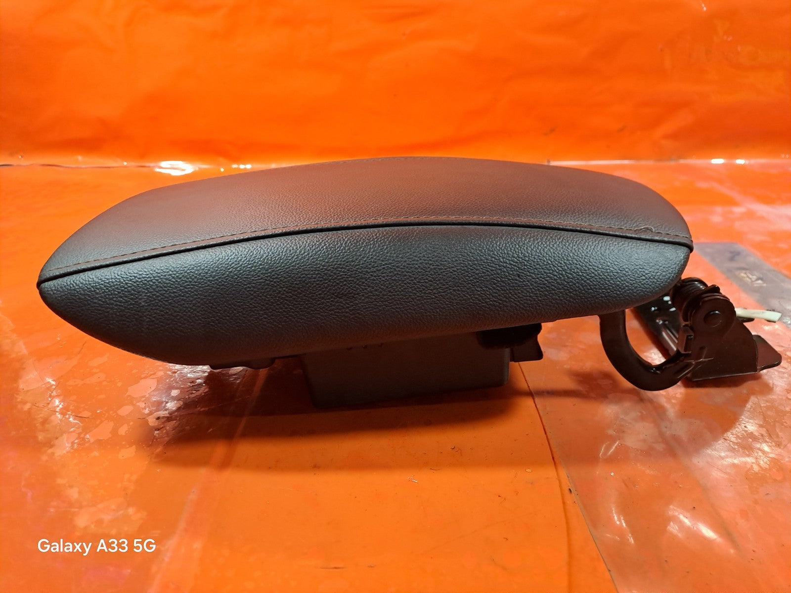 ✅2015 FORD MONDEO MK5 TITANIUM ARMREST CENTRE CONSOLE ES73-F045C74-AF + WARRANTY - Image 2