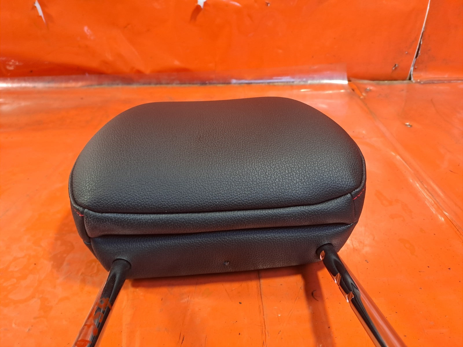 ✅Ford Focus St-Line 2.0 Diesel 2019 Front Leather Headrest Red Stitch Warranty - Image 3