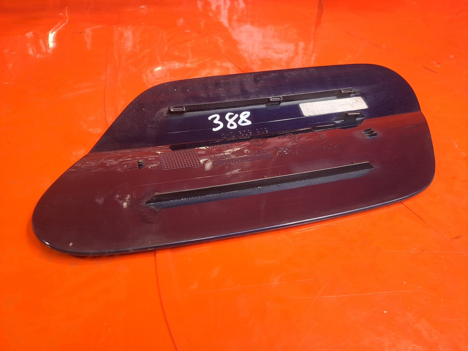 ✅2022 VW Golf GTE Fuel Filler Flap Blue (C5B) 5H0809909 + Warranty A388 - Image 6