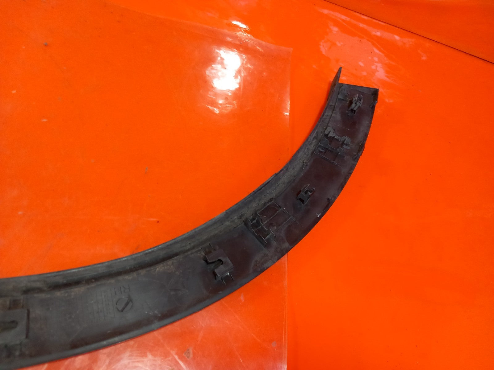 Ssangyong Tivoli ELX 2015 Front Right Wheel Arch Trim 79520-35000 Warranty A221 - Image 5