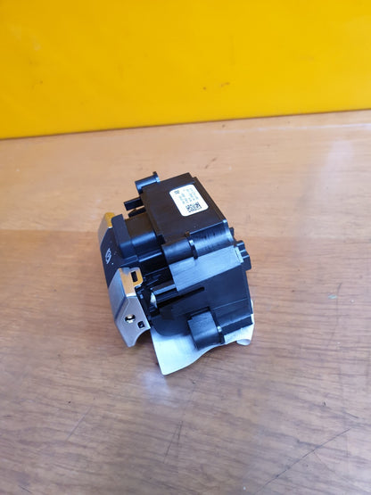 ✅2022 RANGE ROVER EVOQUE L551 ELECTRIC HANDBRAKE SWITCH K8D22B623AB + WARRANTY - Image 9