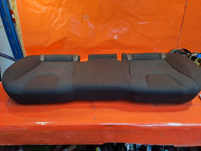 ✅FORD MONDEO TITANIUM 1.5 DIESEL 2016 REAR CLOTH SEAT BASE DS73-F63840-SE A292 - Image 1