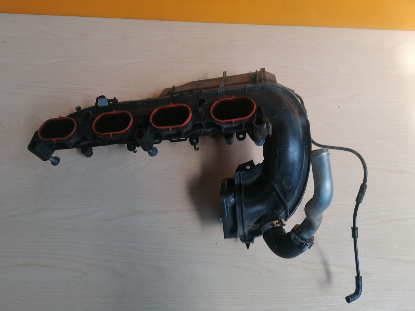 ebay-src:https://i.ebayimg.com/00/s/mtiwmfgxnjaw/z/swaaaoswmczkz2xo/$_57.jpg