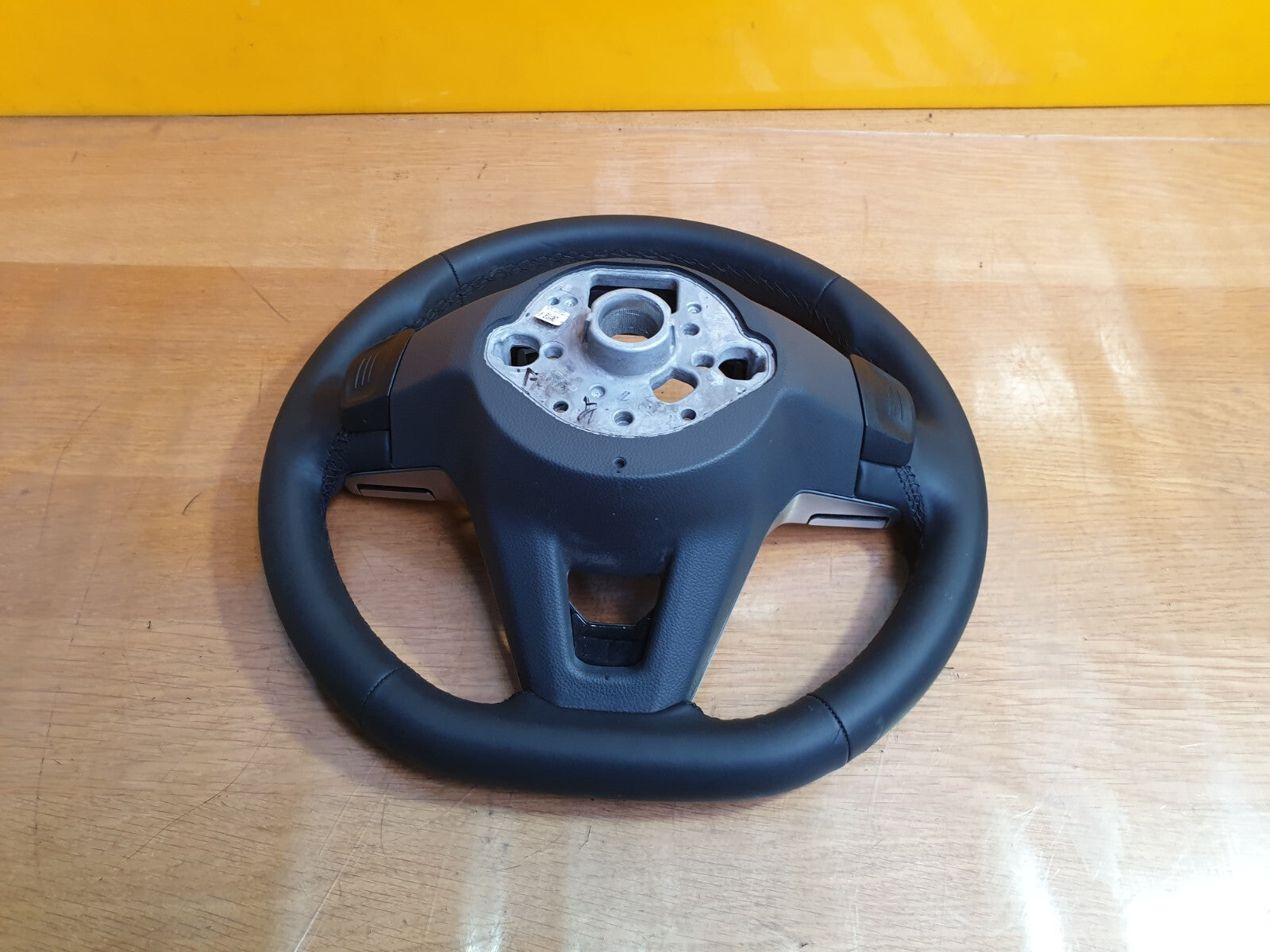 ✅2024 VW TAIGO R-LINE 1.0P STEERING WHEEL 6380998 + WARRANTY A162 - Image 9
