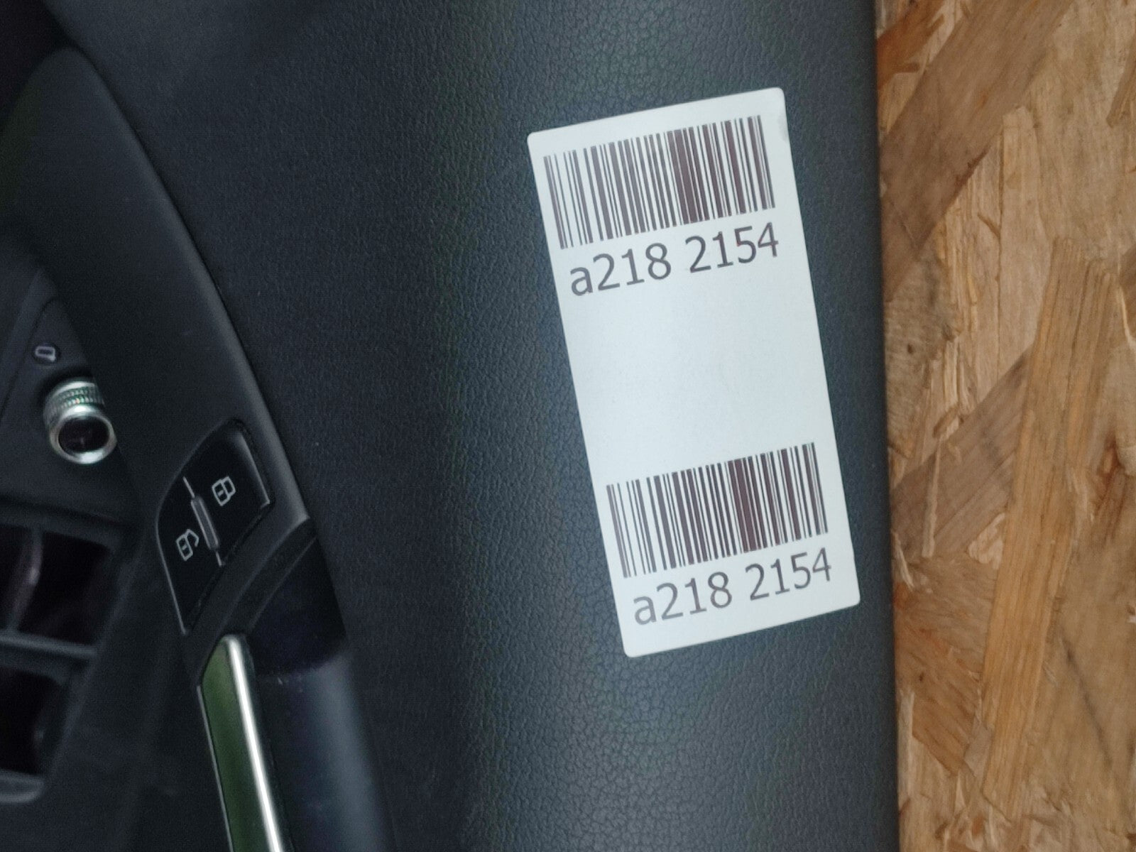 AUDI A5 CABRIO S LINE 2.0 DIESEL 2012 RIGHT DOOR CARD Warranty A218 - Image 9