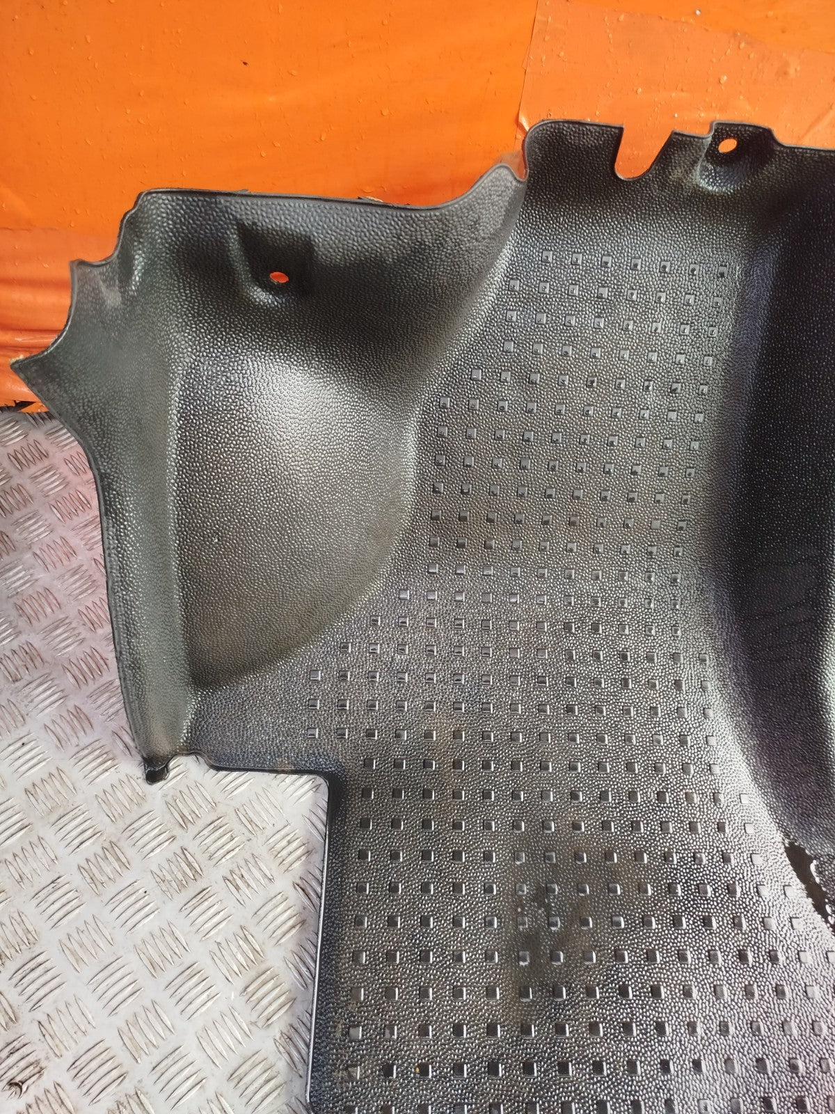 ebay-src:https://i.ebayimg.com/00/s/mtywmfgxmjaw/z/wbqaaeswyu9qtl0z/$_57.jpg