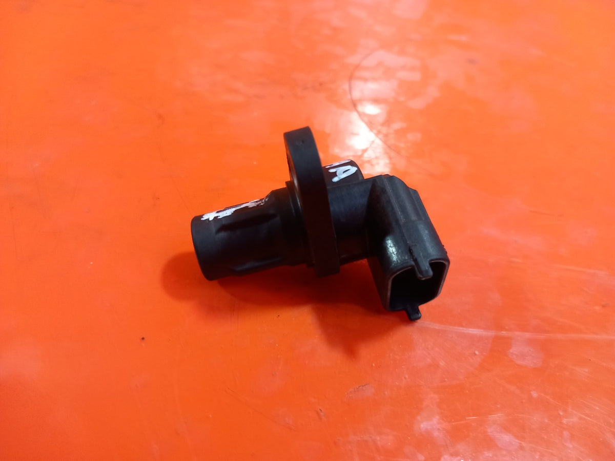 Land Rover Discovery Sport Camshaft Position Sensor G4D3-12K073-AA Warranty xAA - Image 2
