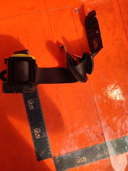 ✅2018 FORD GALAXY ZETEC SEAT BELT REAR CENTRE EM2B-U613E58-AF + WARRANTY A301 - Image 3