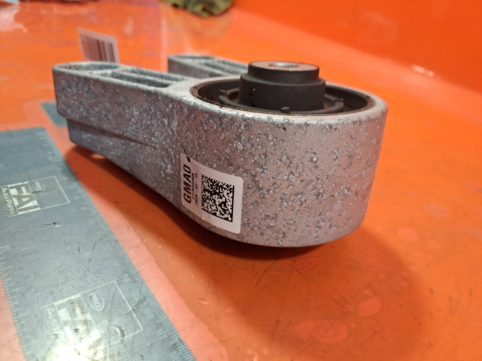 Hyundai Ioniq 5 Namsan 2024 Right Engine Mount Bracket 217A5-GI000 217A0-GI000 - Image 3