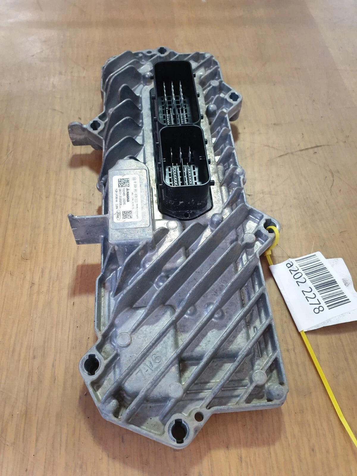ebay-src:https://i.ebayimg.com/00/s/mtywmfgxmjaw/z/fwsaaeswzxnqfrbn/$_57.jpg