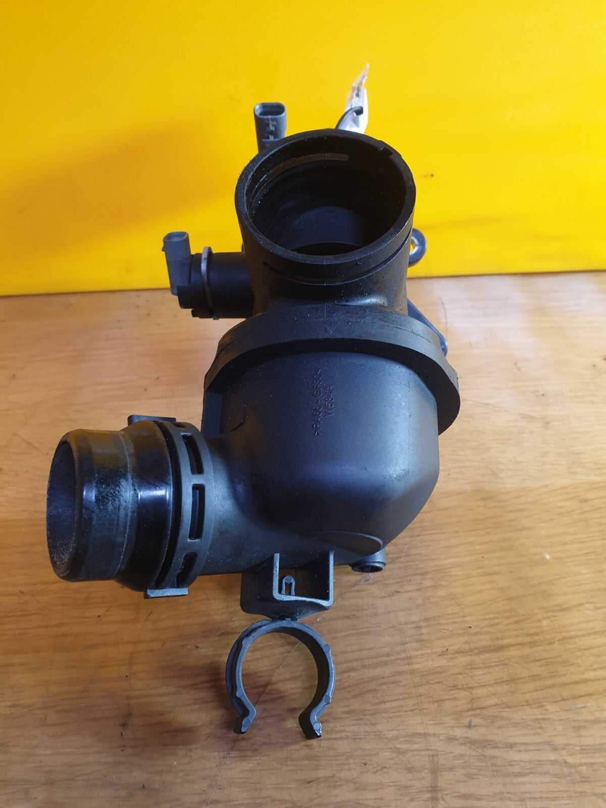 ✅2012 Range Rover Evoque L538 2.2 Diesel Thermostat Housing G4D3-8575-BC A127 - Image 5
