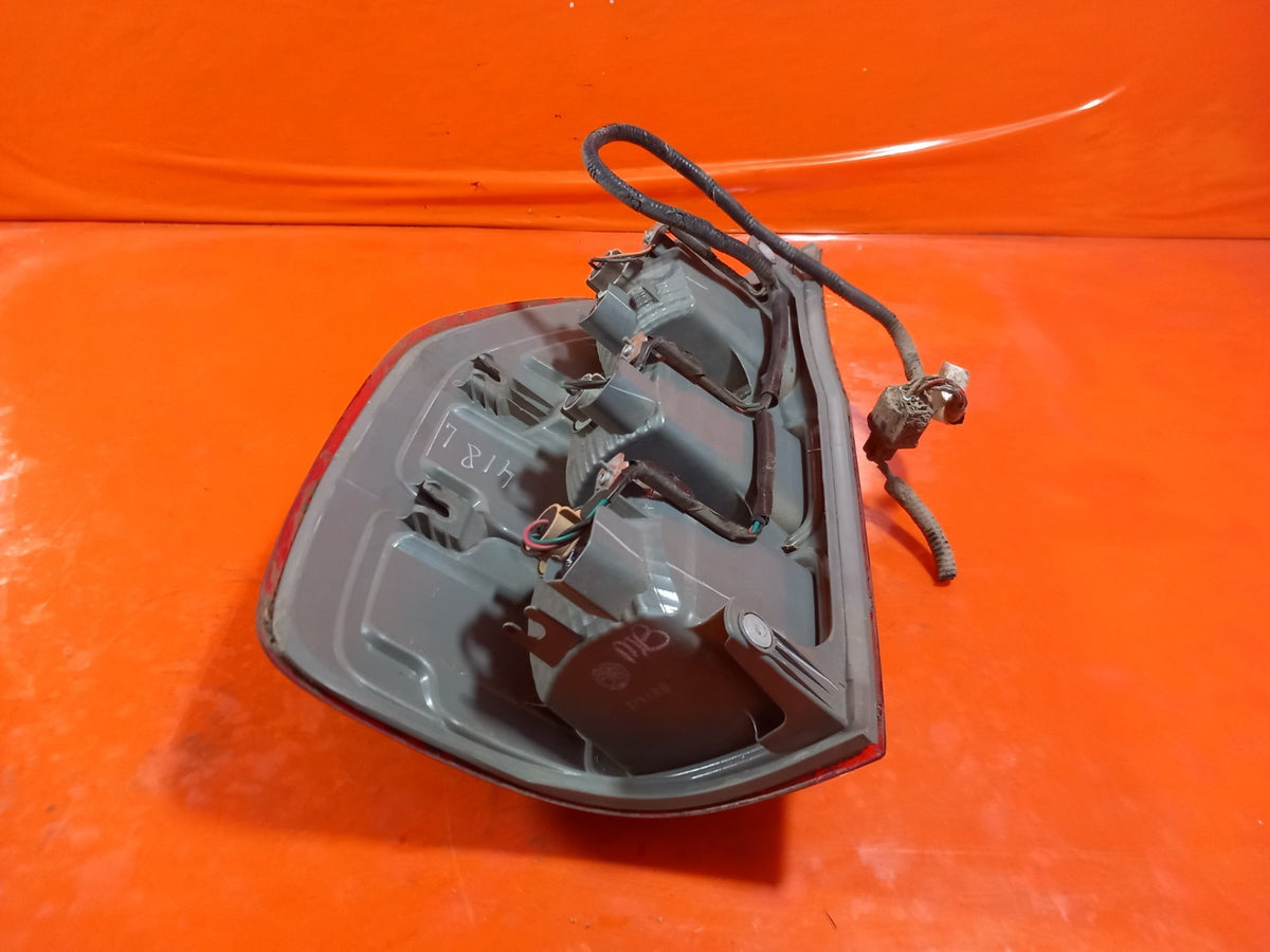 2021 Ford Ranger Wildtrak Rear Left Tail Light GB3B-13405 Warranty A418 - Image 8