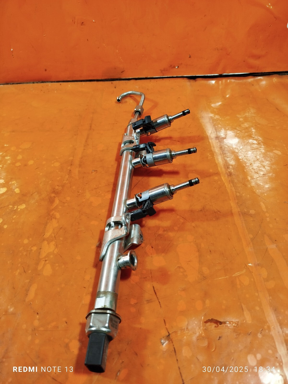 ✅VW GOLF MK7 SKODA SEAT AUDI 1.4 PETROL FUEL RAIL WITH INJECTORS 04E133320D xAA - Image 3