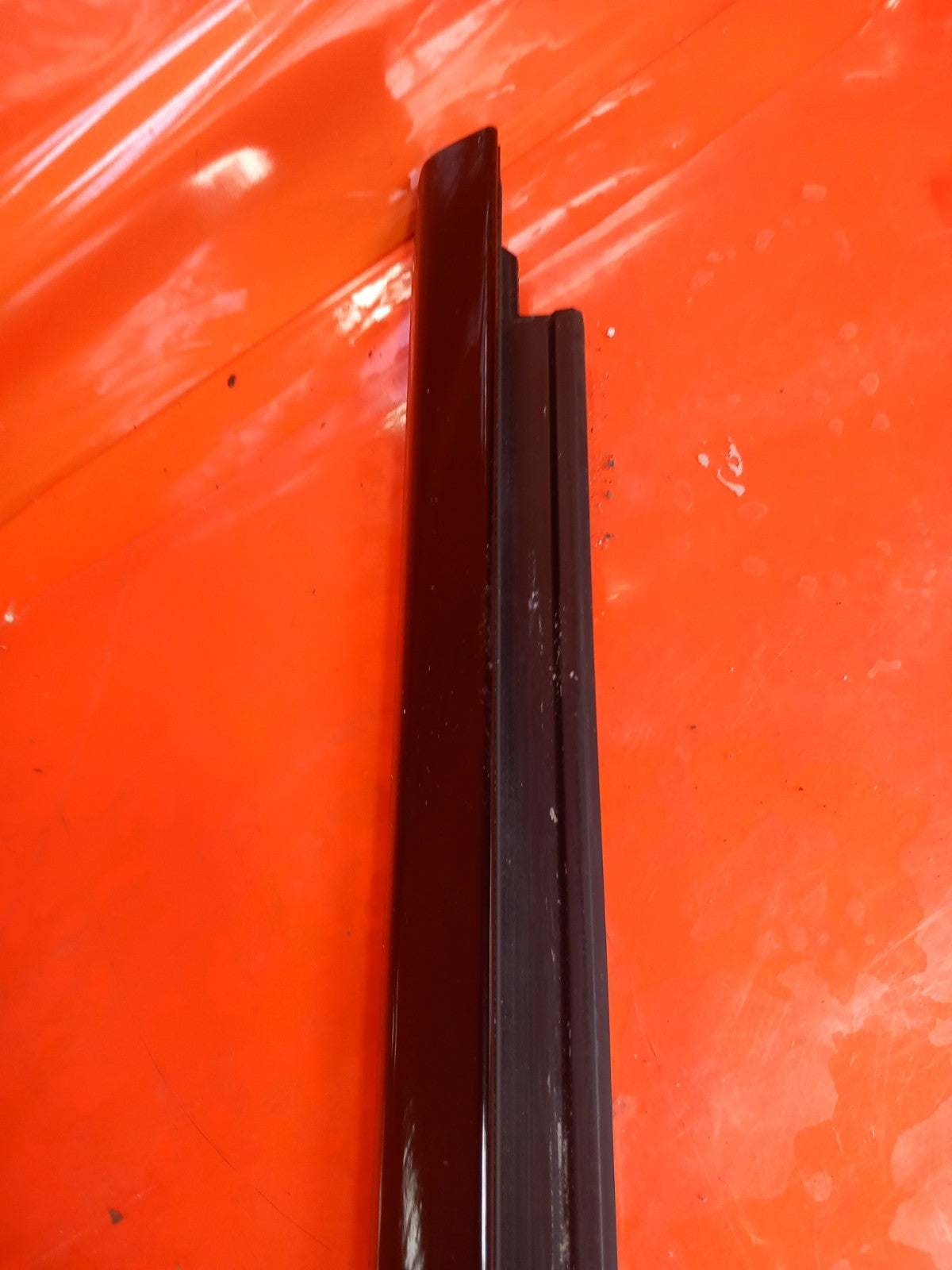 2020 BMW 2 Series F44 M Sport Front Right Door Glass Trim 7483132 Warranty A386 - Image 3