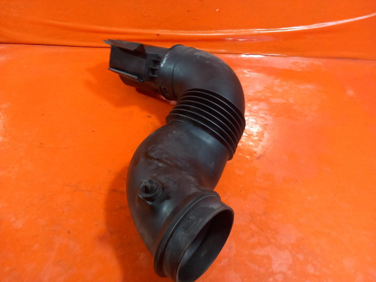 VW Transporter T6.1 T30 2019-2023 Air Intake Pipe 7E0129578B Warranty A410 - Image 6