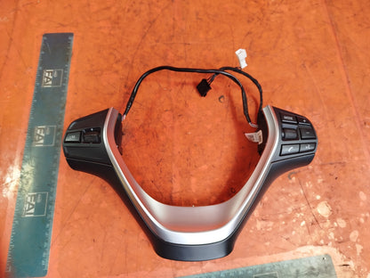 ✅2015 BMW 1 SERIES F20 STEERING WHEEL TRIM PANEL COVER 62560406C + WARRANTY A160 - Image 1