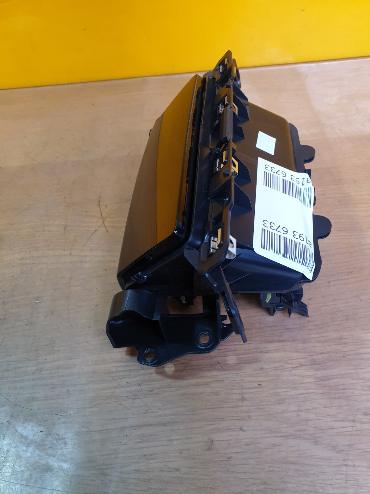 ebay-src:https://i.ebayimg.com/00/s/mtywmfgxmjaw/z/ud4aaoswr-hmhys2/$_57.jpg