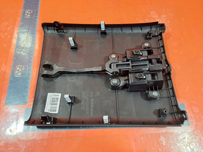Hyundai Ioniq 5 Namsan 2024 COVER FRONT RIGHT CONSOLE 846F01-GI100 84601-GI960 - Image 7