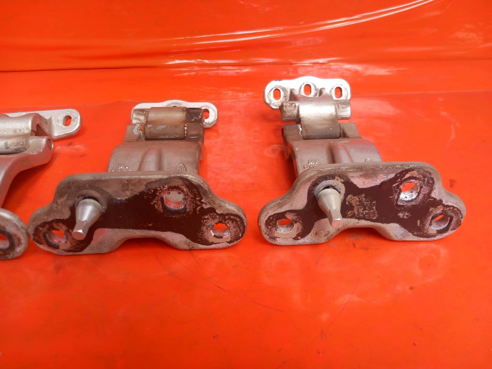Ford Transit Custom 2.0 Diesel 2021 Rear Door Hinges BK21V42983AG BK21V42982AG - Image 5