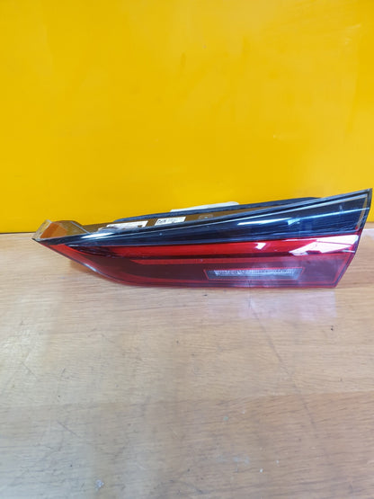 ✅BMW I4 G26 E-DRIVE 40M SPORT 2023 REAR RIGHT LED INNER TAIL LIGHT 7956630 A190 - Image 2