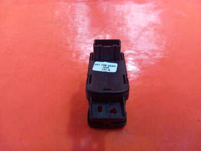 Renault Kangoo Ml19 1.5 Diesel 2025 Handbrake Button Switch 251758324R A408 - Image 8